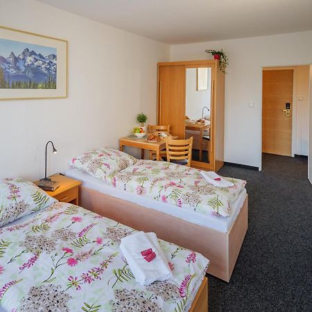 Albergue Cooliving Praga Exterior foto