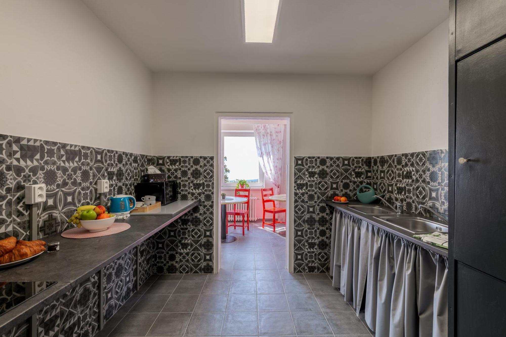 Albergue Cooliving Praga Exterior foto