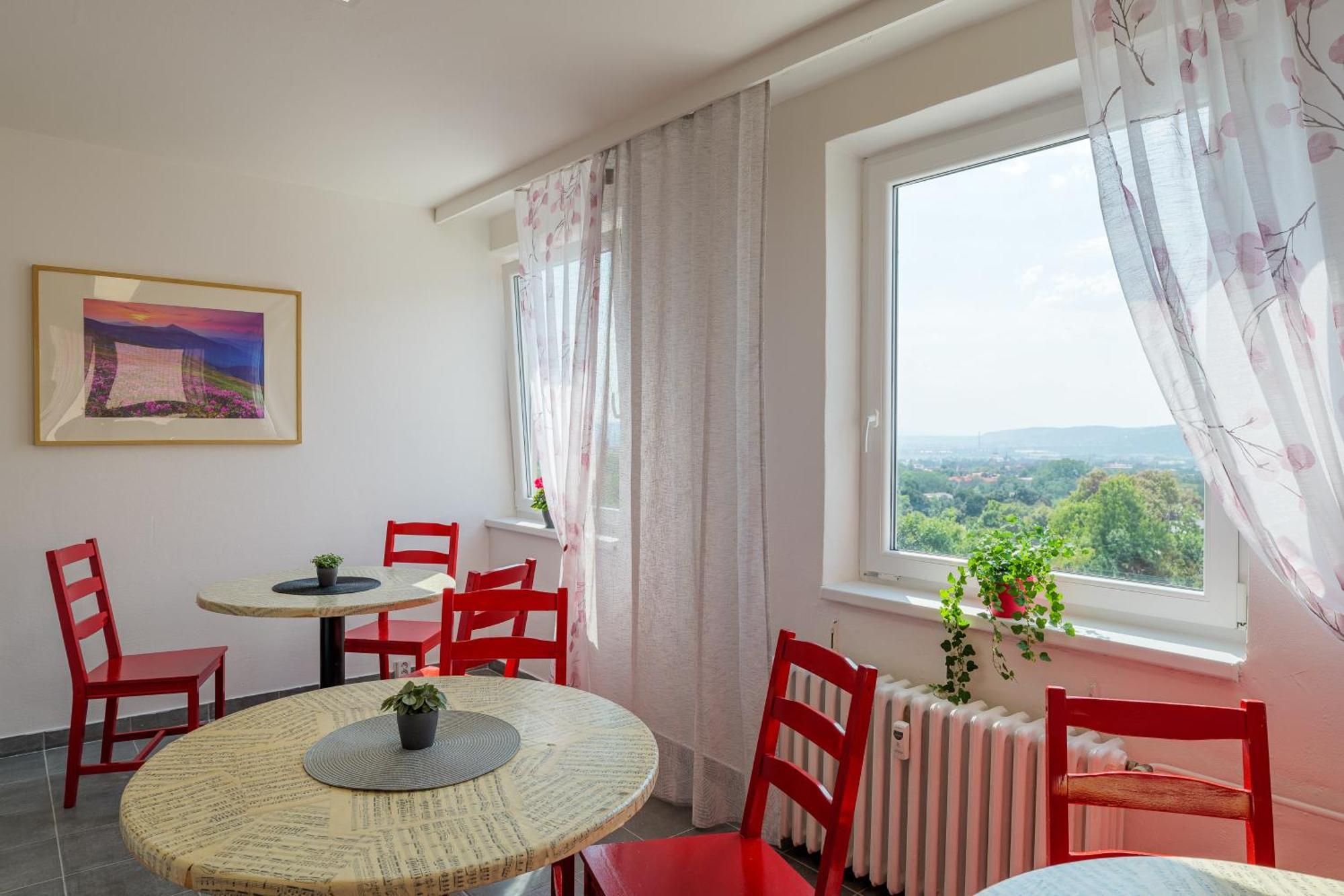 Albergue Cooliving Praga Exterior foto